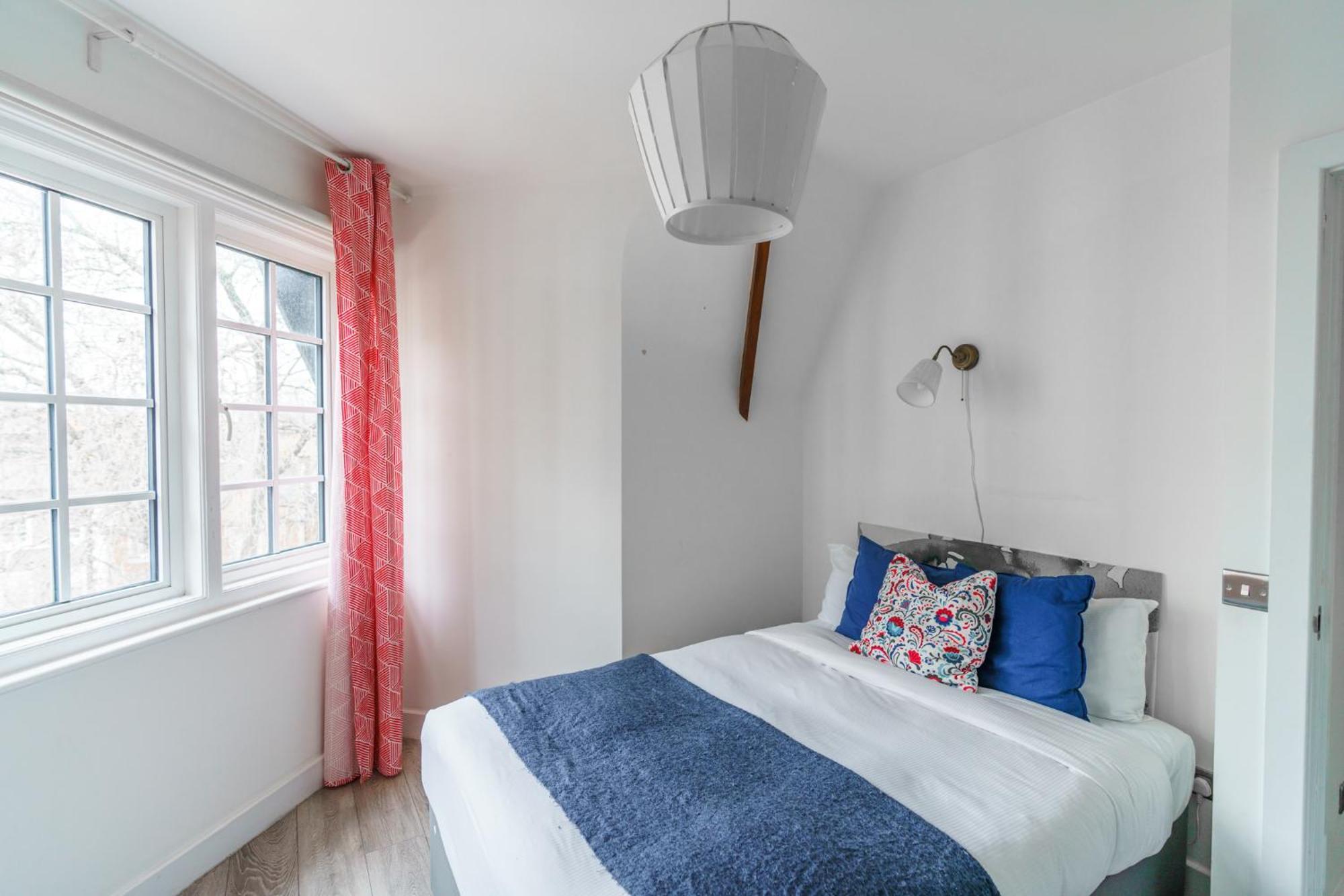 The Apartments Kensington High Street Londra Esterno foto