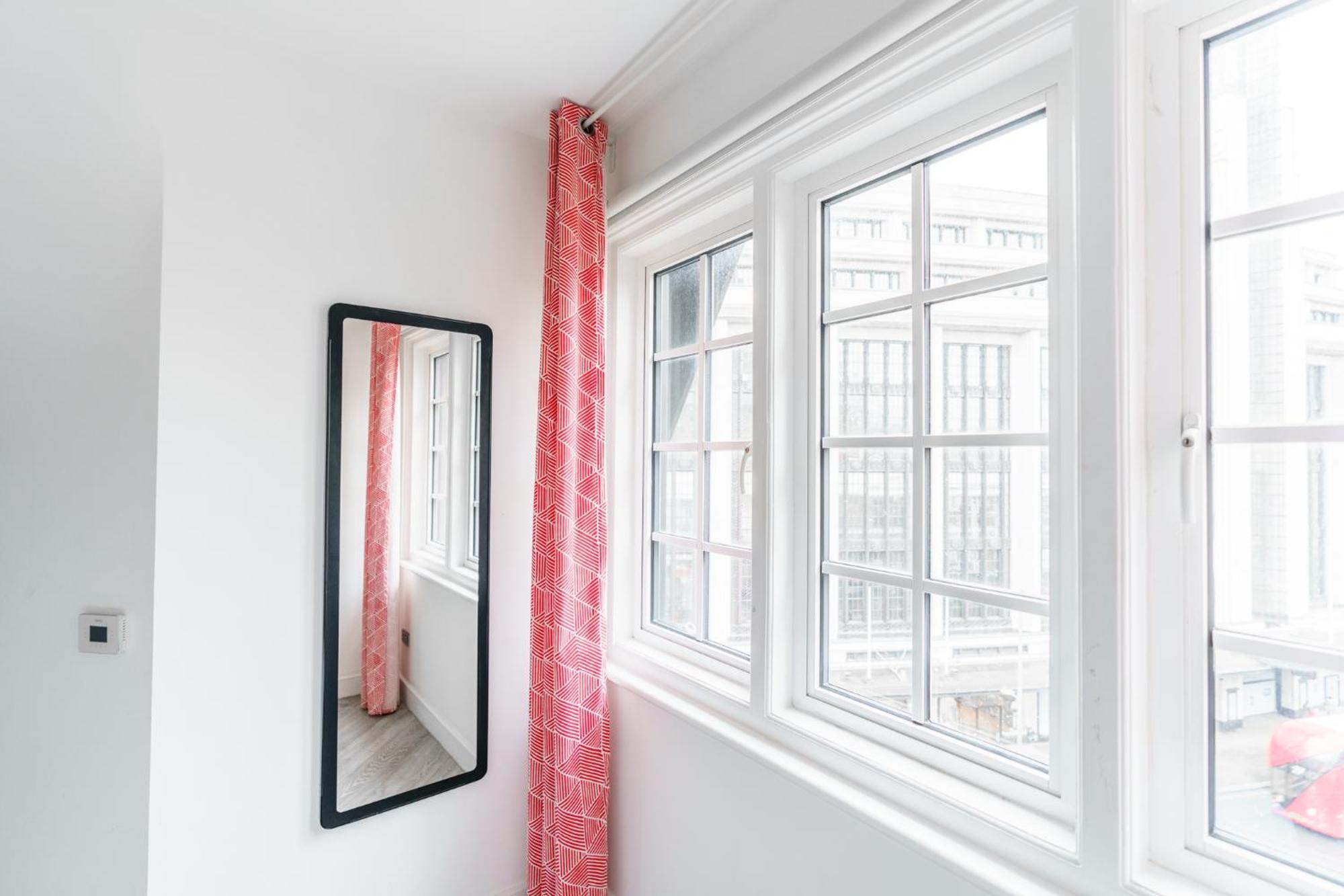 The Apartments Kensington High Street Londra Esterno foto
